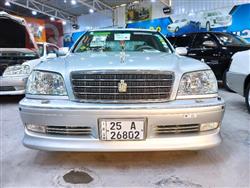 تۆیۆتا کراون